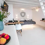 Shades Of White * Emporio (Santorini)