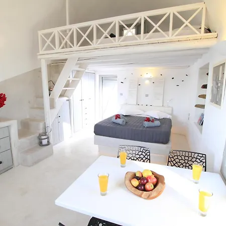 Shades Of White Apartment