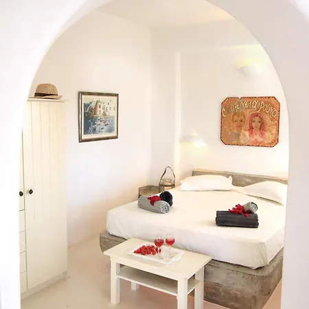 Apartmán Shades Of White Emporio (Santorini)
