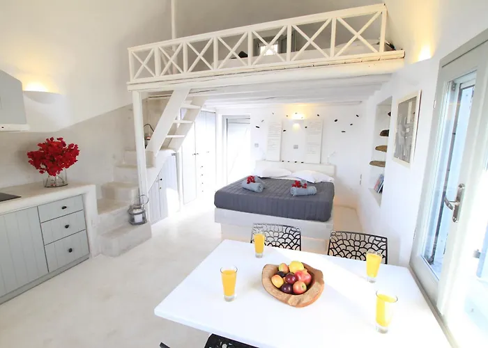 Shades Of White شقة