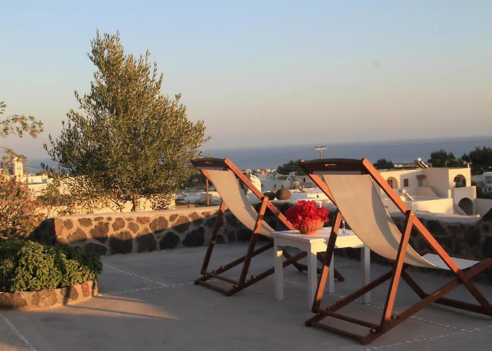 Shades Of White شقة