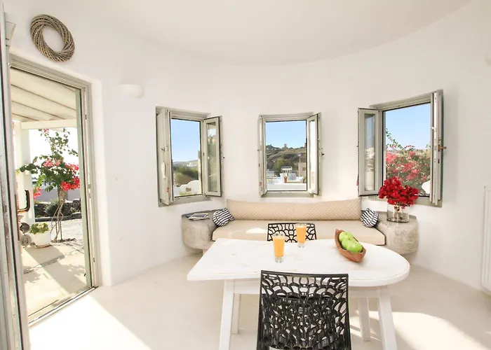 شقة Shades Of White