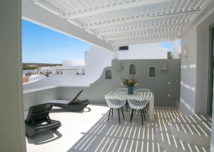 شقة Shades Of White *