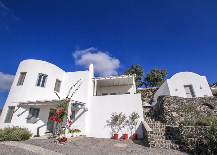 Shades Of White * Emporio (Santorini)