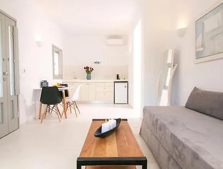 Shades Of White * Emporio (Santorini)